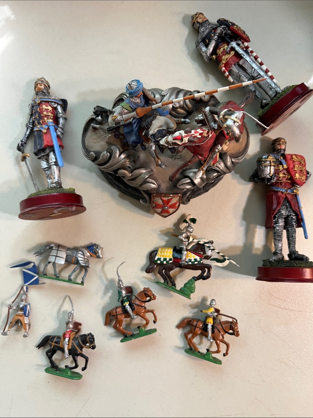 Warriors of the Crusades Set - Blue, Red & Silver Decorative Accents